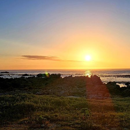 Adorable 2 Bedroom Cottage With Spacious Veranda Hermanus Luaran gambar