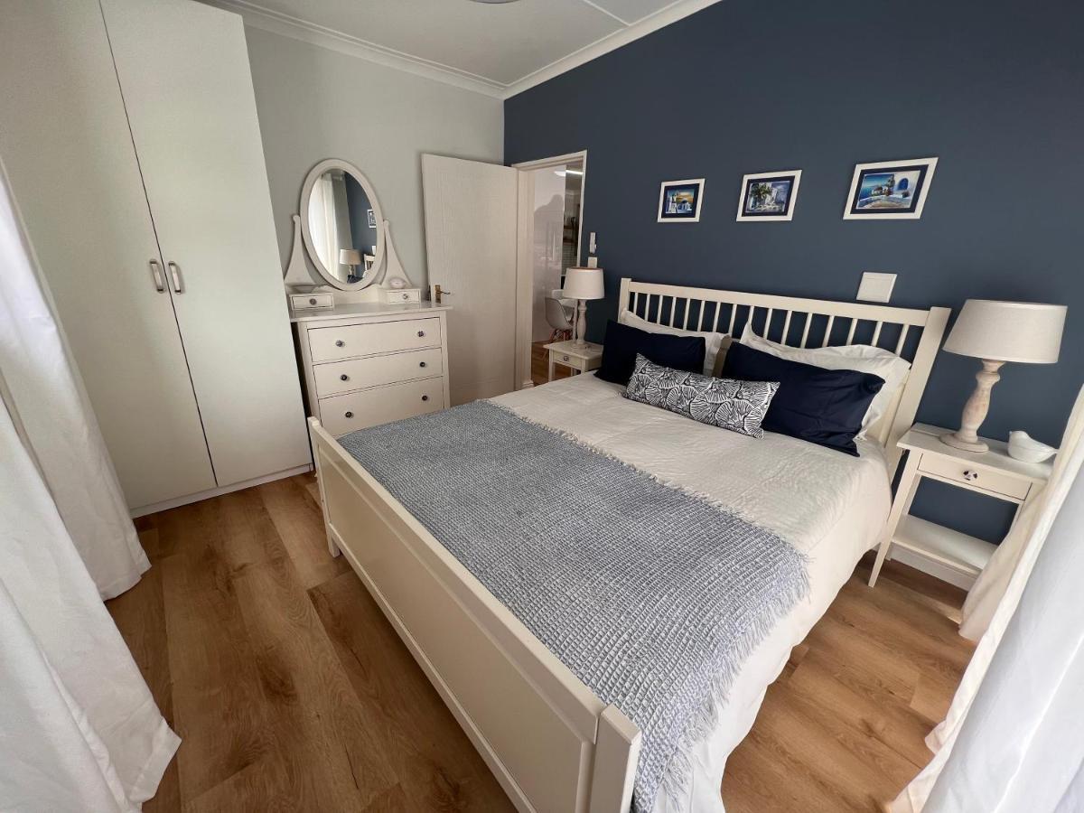 Adorable 2 Bedroom Cottage With Spacious Veranda Hermanus Luaran gambar