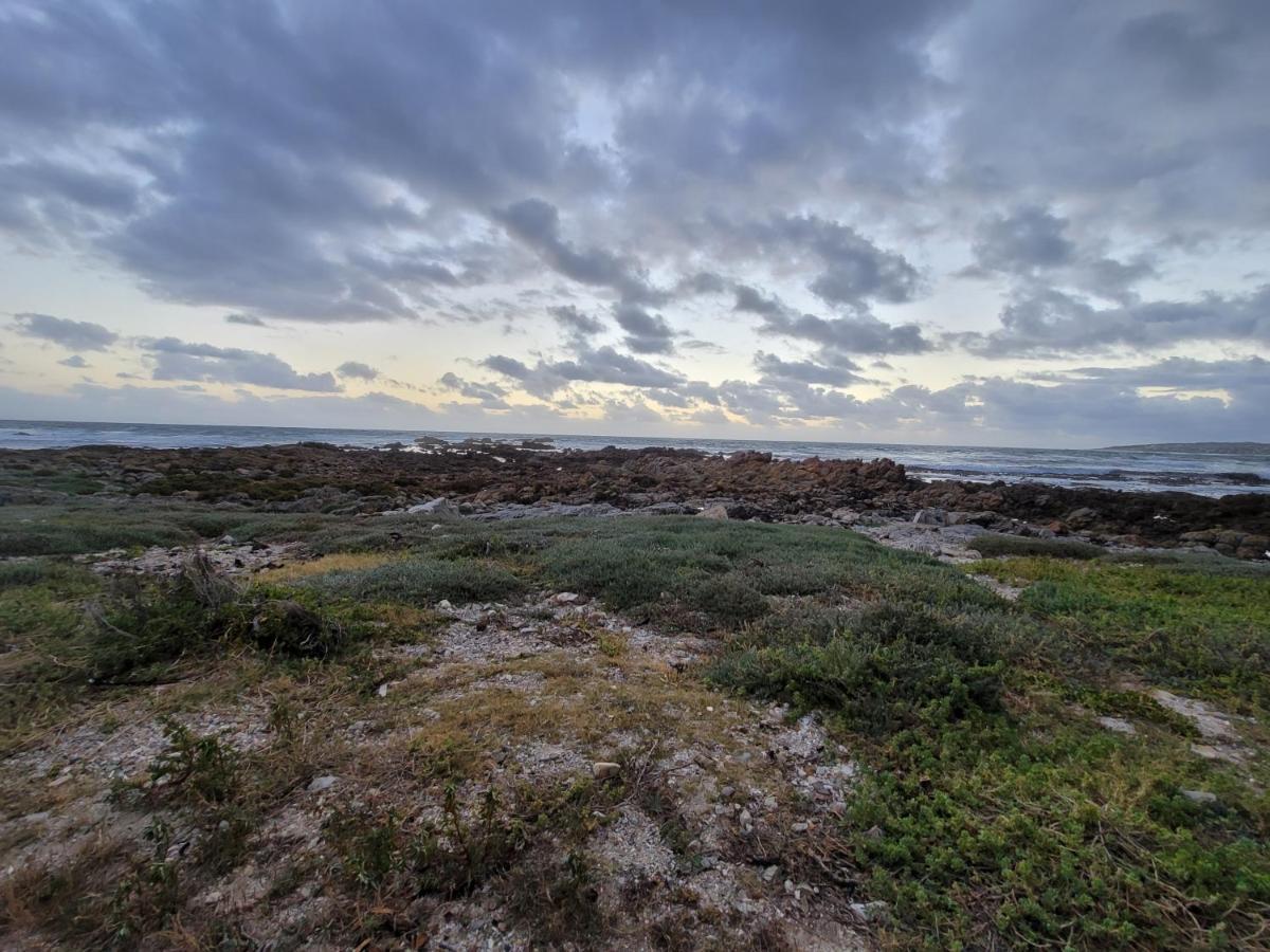 Adorable 2 Bedroom Cottage With Spacious Veranda Hermanus Luaran gambar